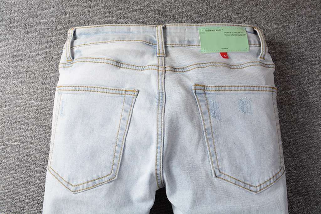 OFF WHITE 153